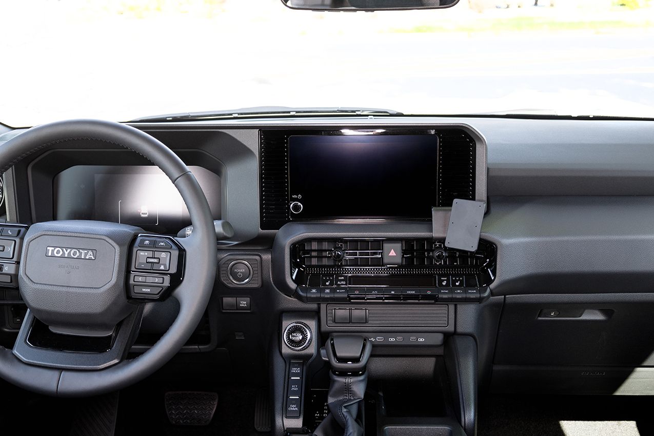 Proclip Toyota LandCruiser 24-  Angled mount